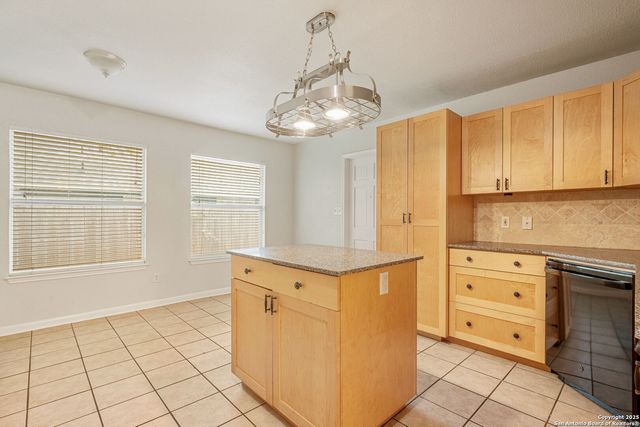 3618 Ridge Dawn St., San Antonio, TX 78247