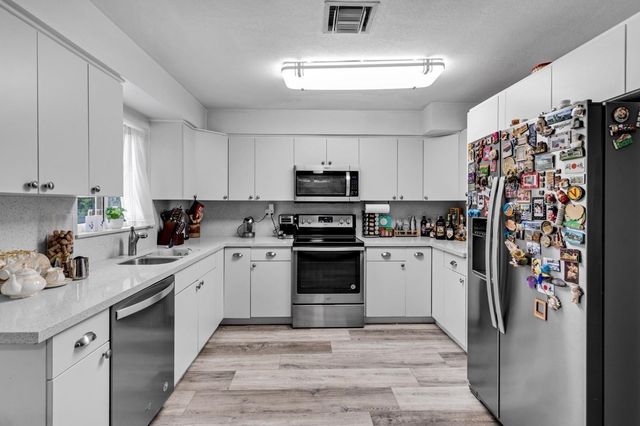315 S 57th Avenue, Hollywood, FL 33023