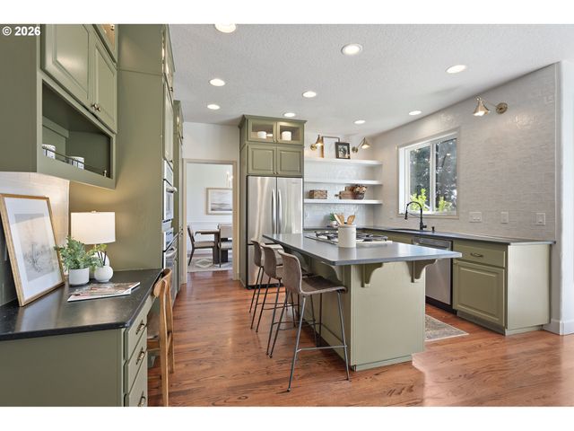 4423 Nw ASPEN Ct, Camas, WA 98607