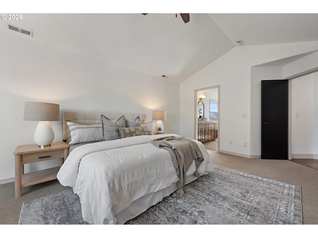 4423 Nw ASPEN Ct, Camas, WA 98607