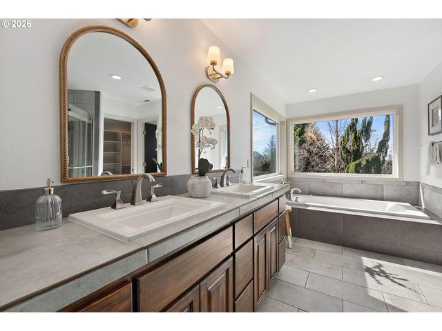 4423 Nw ASPEN Ct, Camas, WA 98607