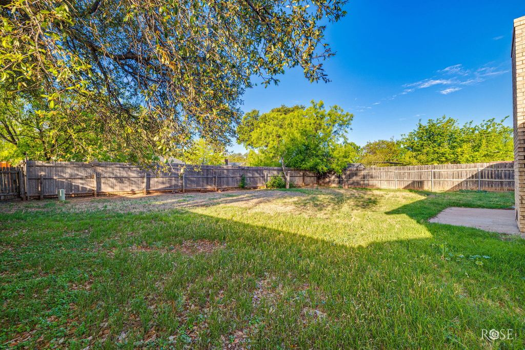 Image 27 of property listing at 3613 Old Post Road, San Angelo, TX 76904