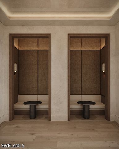 975 6Th AVE S 203, Naples, FL 34102