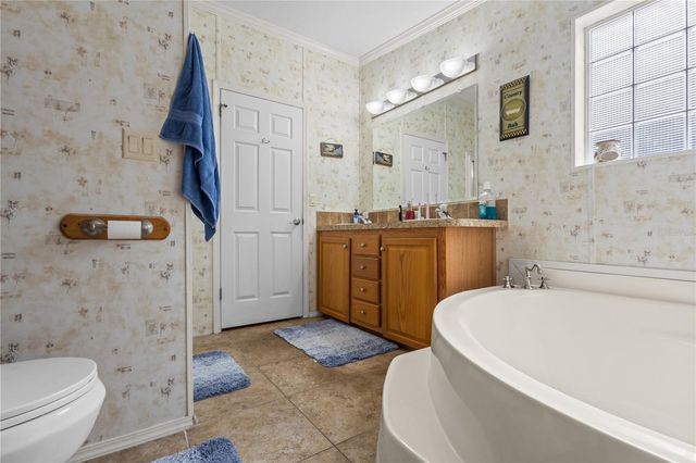 6679 NW 27TH PLACE, Bell, FL 32619