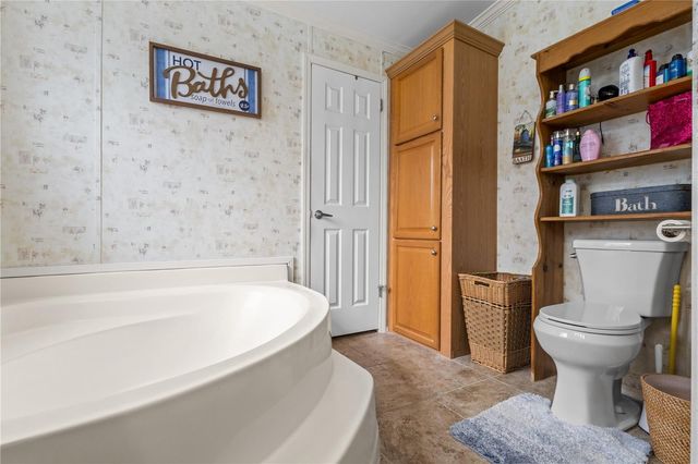 6679 NW 27TH PLACE, Bell, FL 32619