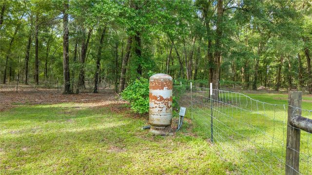 6679 NW 27TH PLACE, Bell, FL 32619