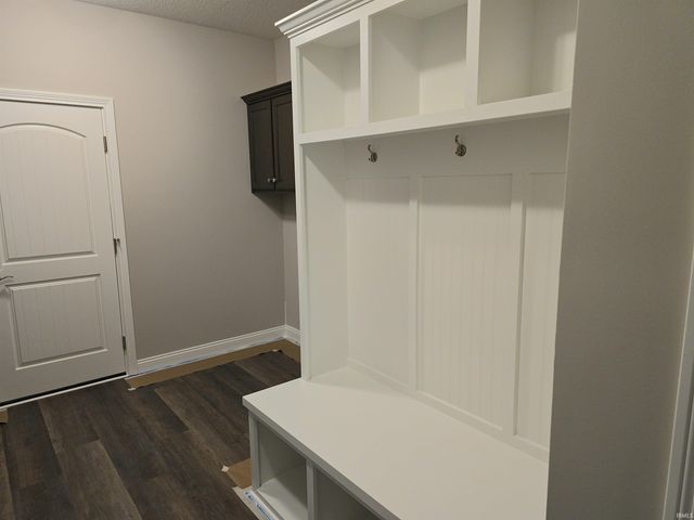 5390 Fair Creek Run, Fort Wayne, IN 46818