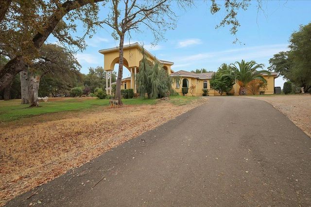 7070 Cross Star Trl, Loma Rica, CA 95901