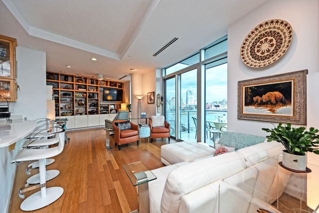 1 Roebling Way, 805, Covington, KY 41011