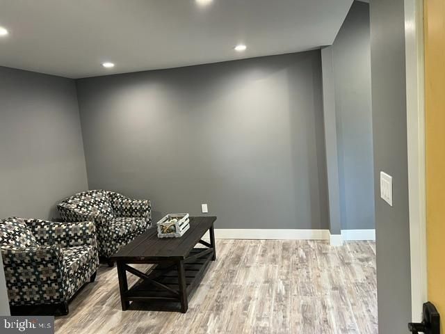 100 HUNTER AVE, Westville, NJ 08093
