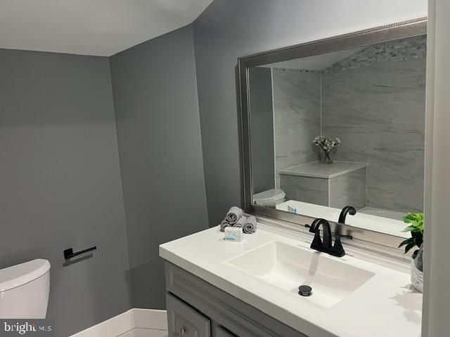 100 HUNTER AVE, Westville, NJ 08093