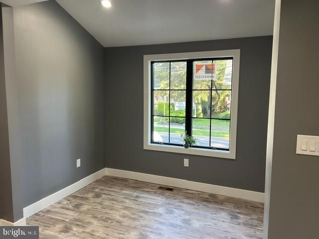 100 HUNTER AVE, Westville, NJ 08093