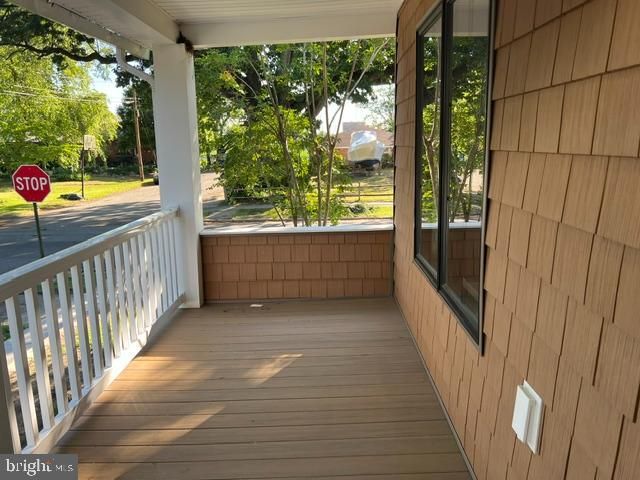 100 HUNTER AVE, Westville, NJ 08093