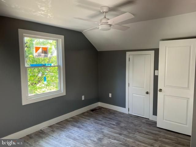 100 HUNTER AVE, Westville, NJ 08093
