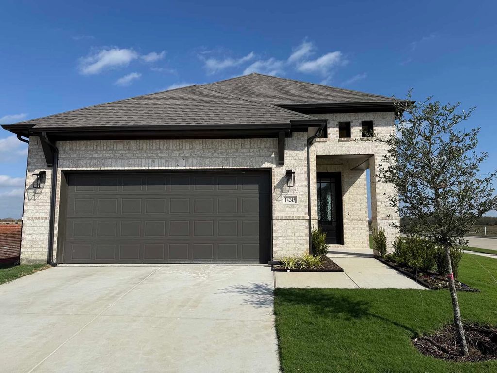 14245 Harden Street, Pilot Point, TX 76258