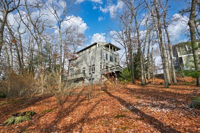 55 Grove Hill Park, Newton, MA 02460