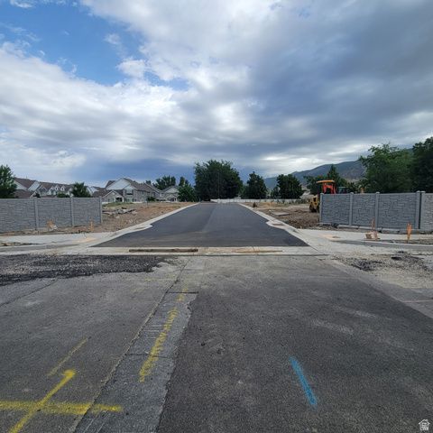 354 S 525 W, Centerville, UT 84014
