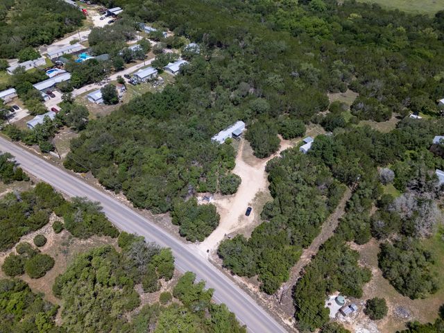 502 Wayside DR, Wimberley, TX 78676