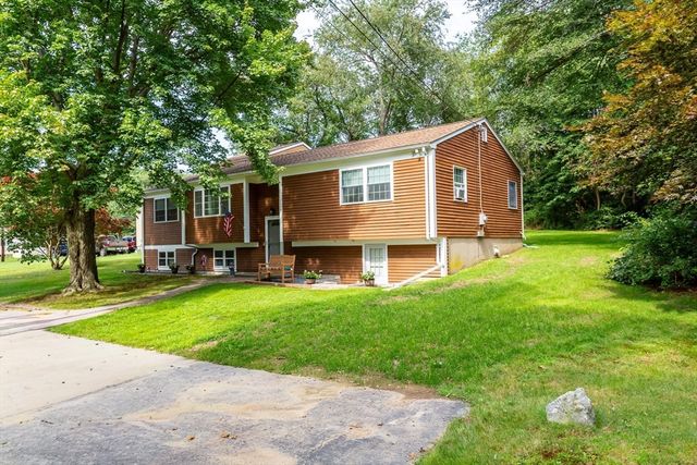 3235 Sharps Lot Rd, Dighton, MA 02715