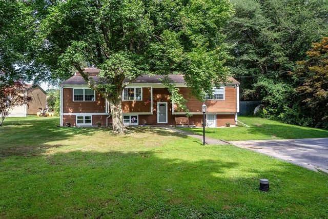 3235 Sharps Lot Rd, Dighton, MA 02715