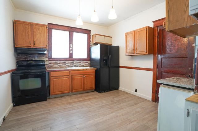 827 Geneva Avenue Se, City Of Grand Rapids, MI 49507