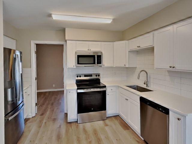 622 Meadowview Dr, Mount Juliet, TN 37122