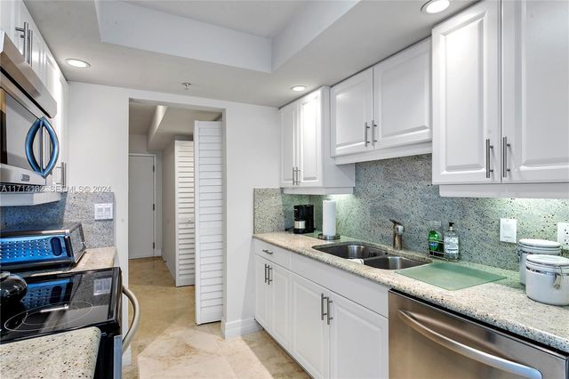 3000 N Ocean Drive 20A, Riviera Beach, FL 33404
