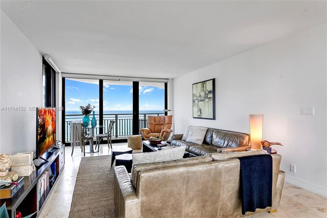 3000 N Ocean Drive 20A, Riviera Beach, FL 33404