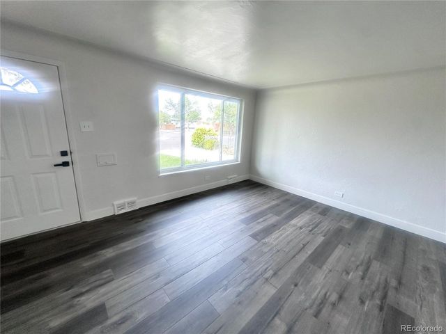 5340 E 33rd Ave, Denver, CO 80207