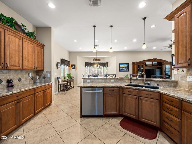 6528 N 171ST Lane, Waddell, AZ 85355