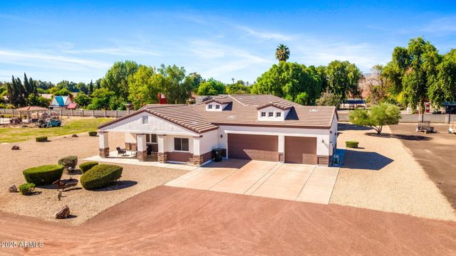 6528 N 171ST Lane, Waddell, AZ 85355