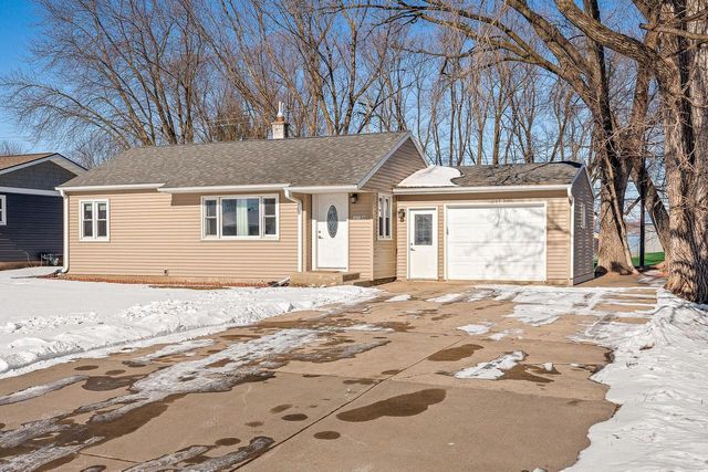 1371A County Road SS, Onalaska, WI 54650