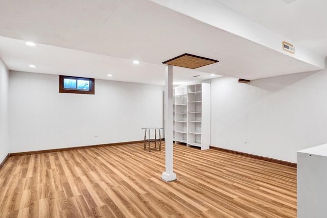 1371A County Road SS, Onalaska, WI 54650