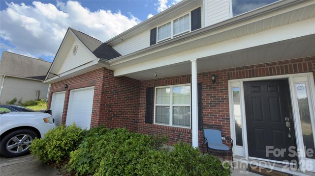 5227 Eagle Creek Drive, Charlotte, NC 28269