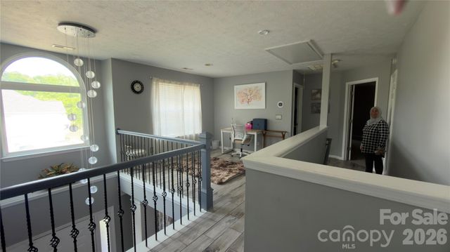 5227 Eagle Creek Drive, Charlotte, NC 28269