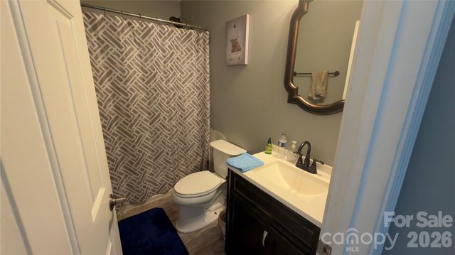 5227 Eagle Creek Drive, Charlotte, NC 28269