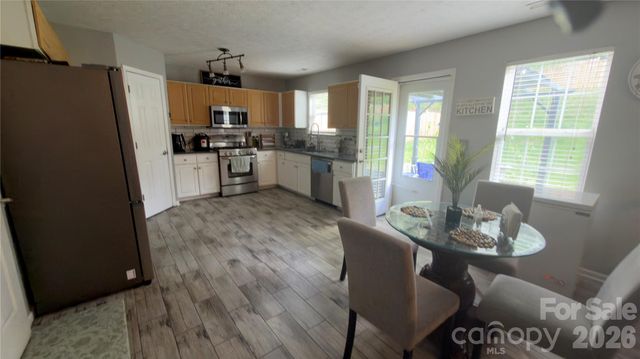 5227 Eagle Creek Drive, Charlotte, NC 28269