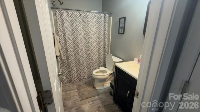 5227 Eagle Creek Drive, Charlotte, NC 28269