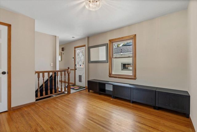 221 E 94th Street, Bloomington, MN 55420