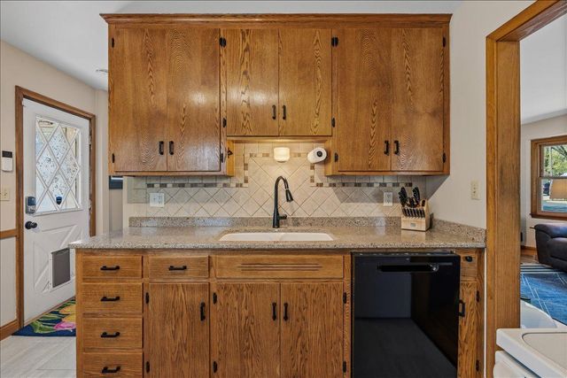 221 E 94th Street, Bloomington, MN 55420