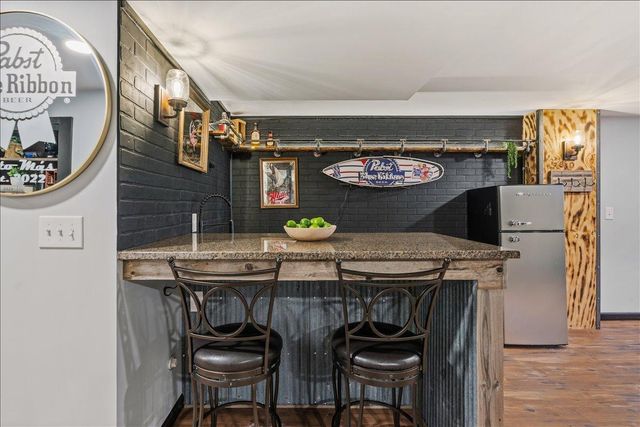 221 E 94th Street, Bloomington, MN 55420