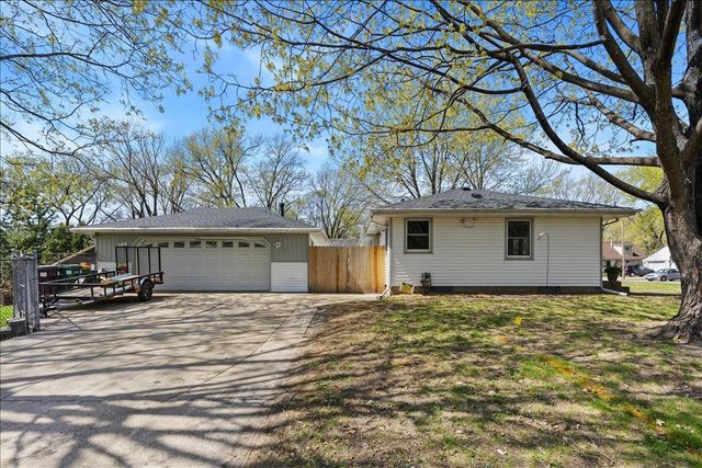 221 E 94th Street, Bloomington, MN 55420