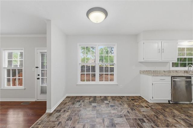 821 Lancaster LN, Newport News, VA 23602