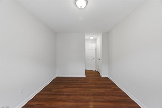 821 Lancaster LN, Newport News, VA 23602