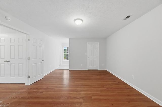 821 Lancaster LN, Newport News, VA 23602