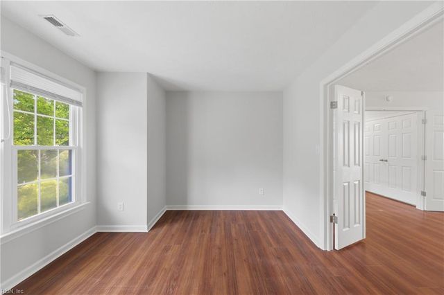 821 Lancaster LN, Newport News, VA 23602