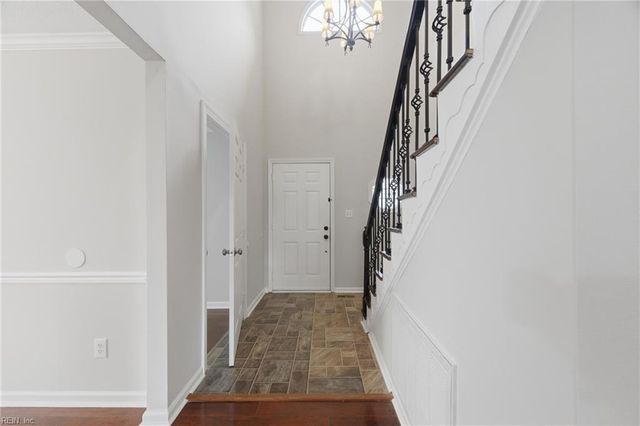 821 Lancaster LN, Newport News, VA 23602