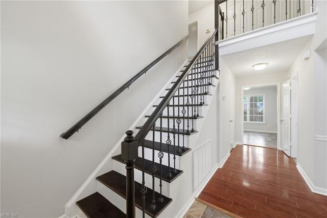 821 Lancaster LN, Newport News, VA 23602