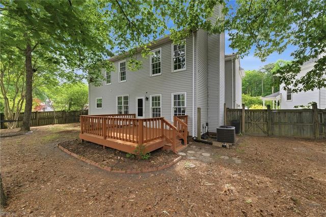 821 Lancaster LN, Newport News, VA 23602