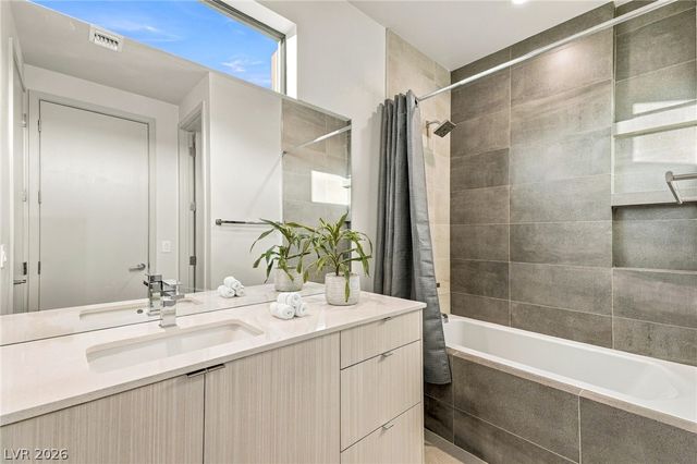 4022 Heron Fairway Drive, Las Vegas, NV 89141